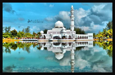 The air travel (bird fly) shortest distance between kuala selangor and kuala terengganu is 303 km= 188 miles. Masjid Terapung Tempat Menarik di Kuala Terengganu ...