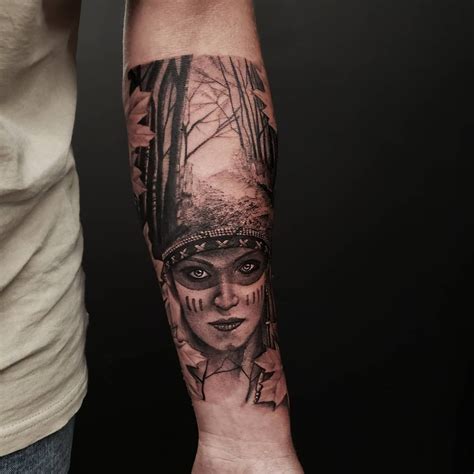 Tatuagem Feita Pelo Tatuador Brasileiro Carlos Pinhu De São Paulo