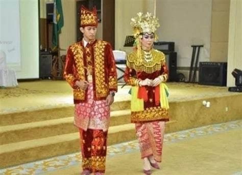 Macam Macam Jenis Pakaian Adat Dari 34 Provinsi Di Indonesia Seruniid