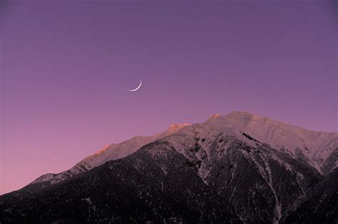 Mountains Moon Dusk Sky Purple Hd Wallpaper Peakpx