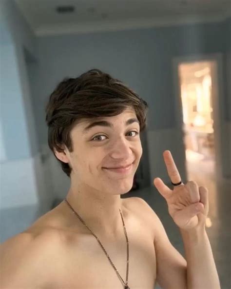 General Picture Of Asher Angel Photo 45 Of 7741 Cute Celebrities