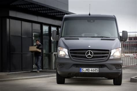 2014 Mercedes Benz Sprinter Passenger Van Pictures