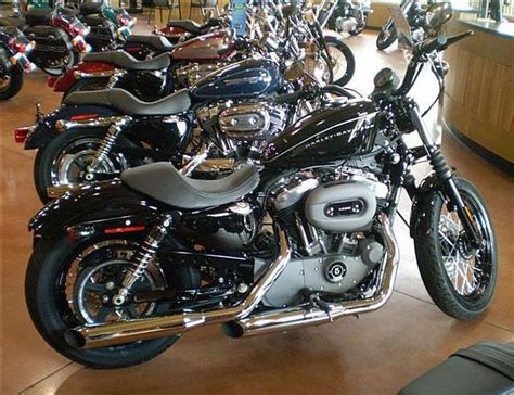 Beginner bikers are often intimidated by harleys, assuming they're only for seasoned riders. How to Choose the Best Harley Davidson Model For You | It ...