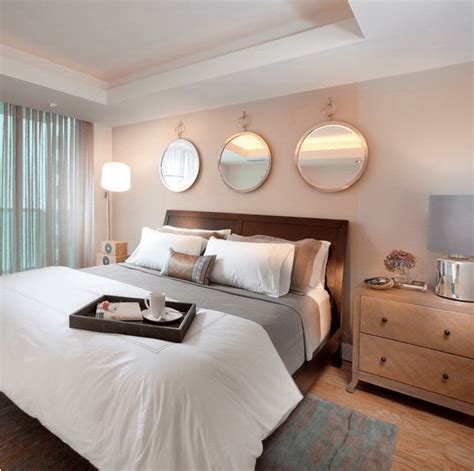 One major concern about ceiling mirrors in the bedroom is safety. How To Decorate Your Bedroom With Mirrors - 8 Tricks And ...