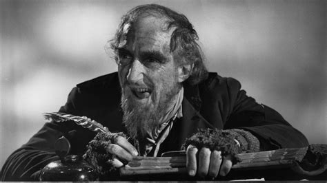Ron Moody Who Delighted Audiences As Fagin In Oliver Dies 905 Wesa