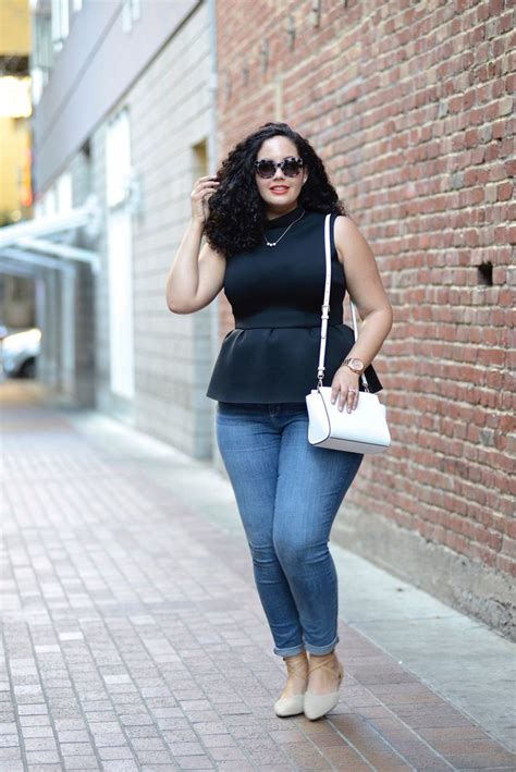 Simple Outfits For A First Date That You Will Love Curvyoutfits Com