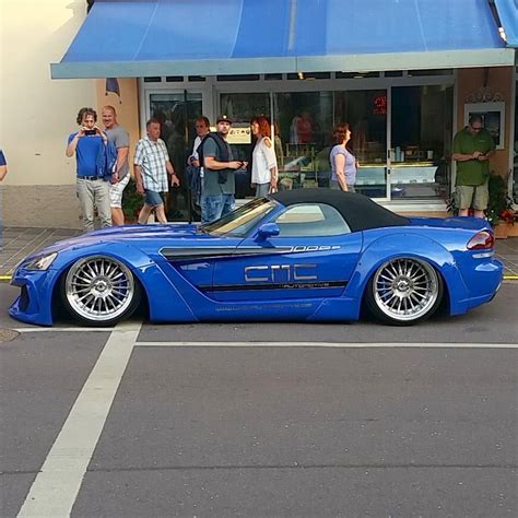 Slammed Wide Body Dodge Viper Srt10 Rdodge