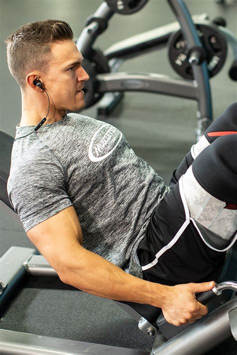 5 intense fat burning workouts. The 28-Minute AMRAP Workout To Build Muscle And Burn Fat ...
