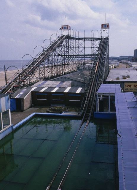Great Yarmouth Pleasure Beach Water Chute The Massive St Flickr