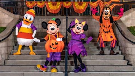 Halloween Festivities Return To The Disneyland Resort Disney Matters