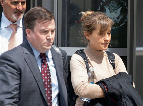 Allison Mack Pleads Guilty To Racketeering In Nxivm Case E News