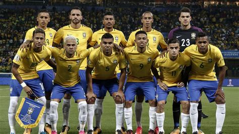 Brasil brasileirão série a 2. Copa do Mundo: 5 jogadores do Brasil que possuem livros ...