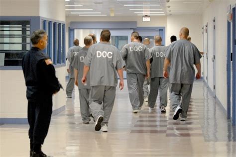 Prisons Giving Inmates Pointers About Seeking Disability Benefits