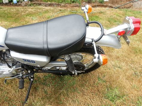 Rad machine with mad stock exhaust sound. 1975 Suzuki TS250 TS 250 Enduro Low Miles Runs Great 2 Stroke