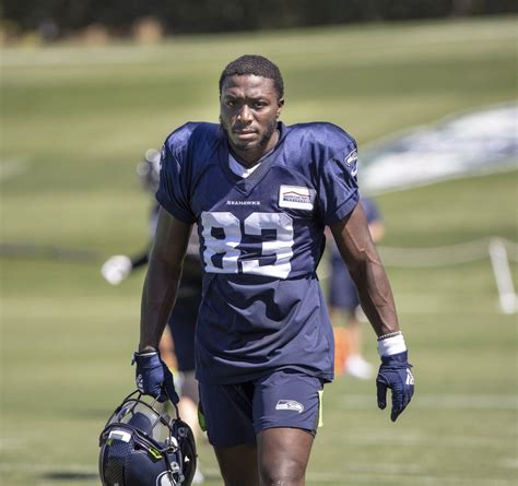 Seahawks practice impressions: Jordyn Brooks is back in pads and Seattle adds a quarterback ...