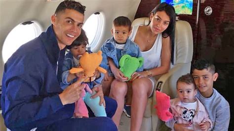 Till this date, ronaldo jr's mother's identity has been kept a secret. Ronaldos First Wife - Cristiano Ronaldo Family Siblings ...