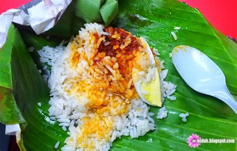 Cara bungkus nasi lemak daun pisang. Nasi Lemak Daun Pisang Buat Teman Sepejabat