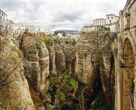 15 Pueblos Preciosos Sobre Rocas En España Beautiful Places In Spain