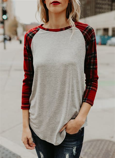 round-neck-plaid-sleeve-color-block-knit-tee-shirt-stylesimo-com
