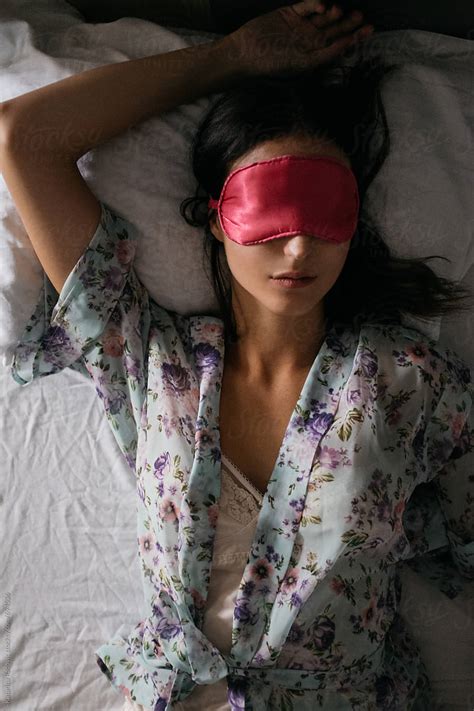 Beautiful Woman Sleeping In Bed Del Colaborador De Stocksy Katarina