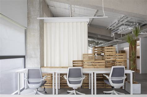 Ollie Workplace Interior Design By Within Beyond Studio 谷德设计网