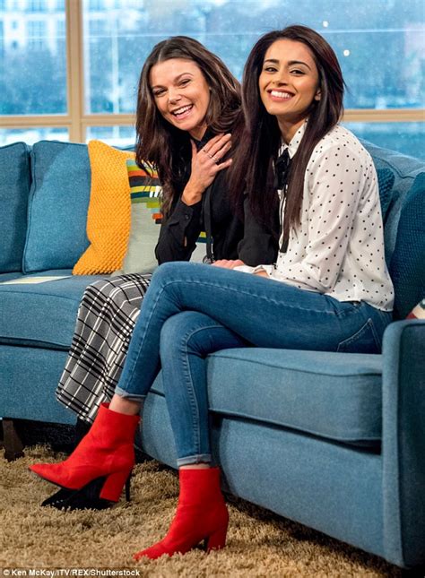Corrie S Bhavna And Faye Worried About Lesbian Storyline Daily Mail Online