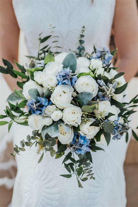 Navy blue and white wedding flowers. Wedding Bouquet, Bridal Bouquet, White and Blue Bouquet ...