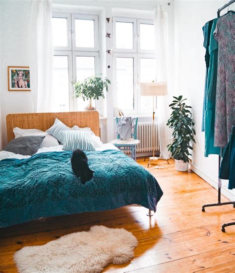 Zimmer hübsche schlafzimmer tapete wohnzimmer schöne schlafzimmer schlafzimmer pflanzen dekotipps schlafzimmer gestalten wandgestaltung schlafzimmer wanddeko schlafzimmer. Deko-Tipps zum Wohlfühl-Wohnen (mit Bildern) | Wohnen ...