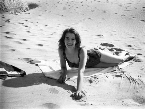 Who Was Christine Keeler Profumo Affair Model Dead At 75 Business