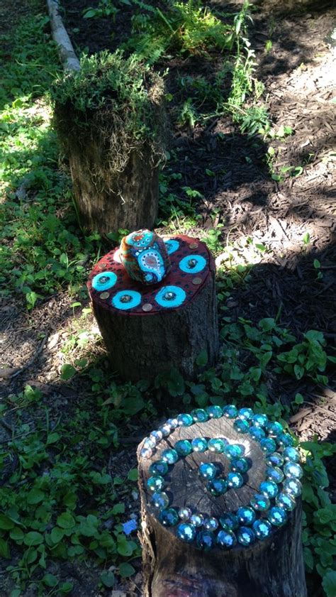 Tree Stumps Stones Painted And Ground Cover Tree Stump Creative