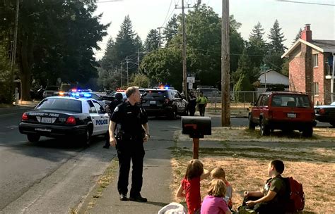 One injured, one detained after shooting in Vancouver neighborhood 
