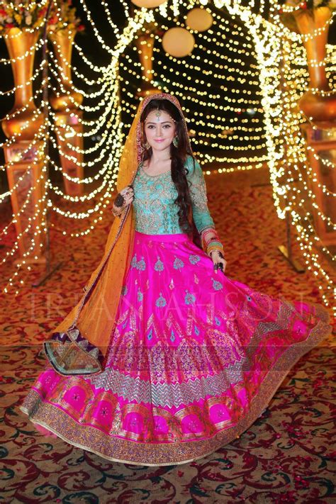 Mehndi Pakistani Wedding Dresses For Girls Pakistani Bridal Dresses