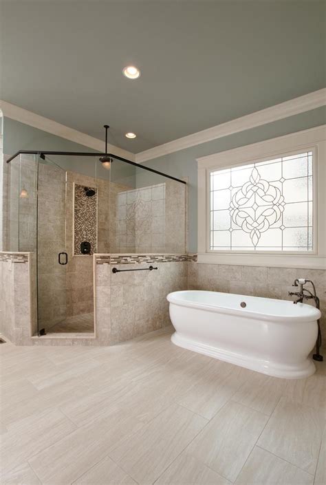 Discover 22 soaking tubs that make your bathroom look beautiful and make your body feel wonderful. 24 Luxury Master Bathrooms With Soaking Tubs