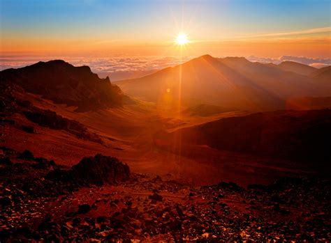 Since haleakala is a national park, the cabins are maintained by the national parks service. Maui's Haleakala National Park Sunrise Is So Popular, You ...