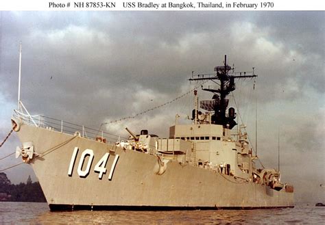 Usn Ships Uss Bradley De 1041 Later Ff 1041 Additional Views