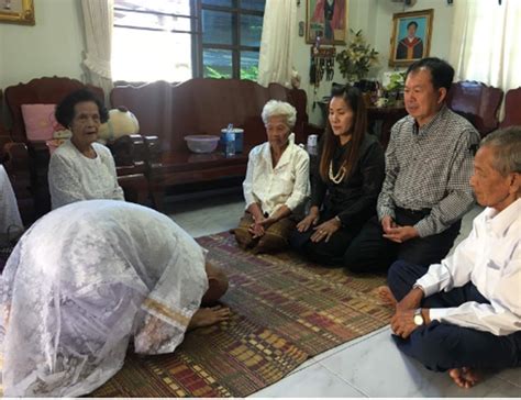 เรียกได้ว่าบี้ เดอะ สกา (bie the ska) เป็นยูทูบเบอร์ชื่อดังของประเทศไทยที่ได้รับการยอมรับอย่างมากมาย เพราะเขาทำคลิปลงโซเชียลมา. "บี้ เดอะสกา" เข้าพิธีอุปสมบทที่บ้านเกิด หลังคว้ารางวัลใน ...