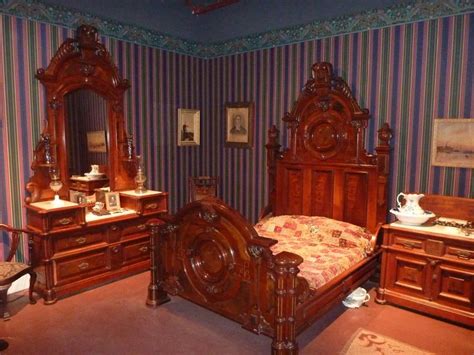 Ornate Victorian Bedroom Furniture And Striped Wallpaper Which I Have