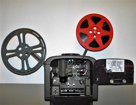 Máquina De Cinema Projetor Bell And Howell Filmosound 16mm