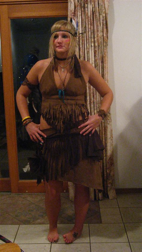 Find fun, fierce and flirty costume ideas for women at party city! Homemade Girls Indian Costume - Sewing Projects | BurdaStyle.com