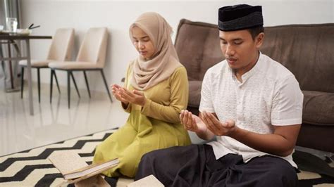 Doa Berhubungan Intim Suami Istri Sebelum Dan Sesudah Arab Latin
