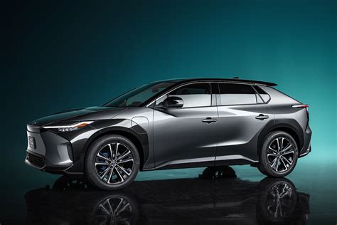 Toyota Electrifies Shanghai Auto Show with bZ4X EV Concept - The ...