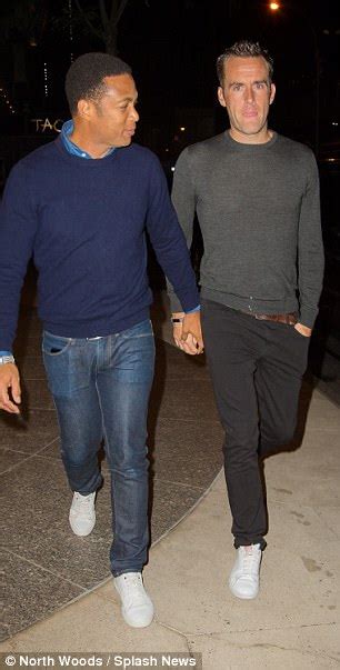 Don Lemon Leaves Snl After Party With Rumored Boyfriend Daily Mail Online