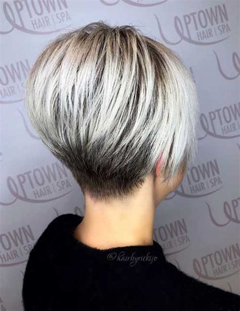 We are talking about the wedge haircut that sparked love back then. Best Short Wedge Haircuts for Chic Women - crazyforus