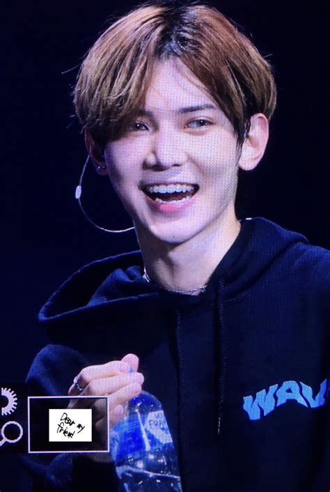 Jai ᵕ̈ Slow On Twitter A Thread Of Yeosang Smiling But As You Scroll His Smile Gets Bigger