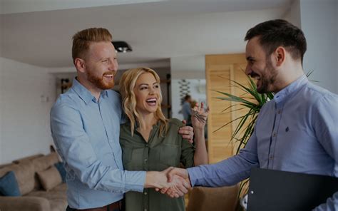 Particularly in the current economic climate many mortgage lenders are exceedingly reluctant to deal with home movers representing themselves. Top Gun Conveyancing | Specialists in Residential and Commercial Conveyancing