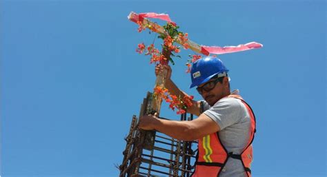 Así, la comunidad politécnica decidió conmemorar el nacimiento de su fundador a través del día del politécnico. Por qué el 3 de mayo se celebra Día de la Santa Cruz y Día ...