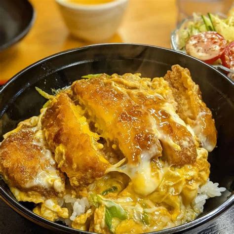 Oyakodon Recipe Japanese Chicken And Egg Donburi