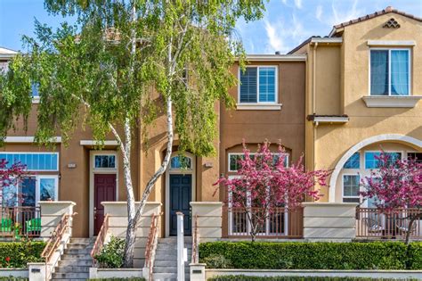 4524 Billings Cir, Santa Clara, CA 95054 - 2 Beds | 2/1 Baths (Sold