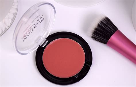 Makeup Revolution Rose Cream Cream Blusher Review The Puzzle Of