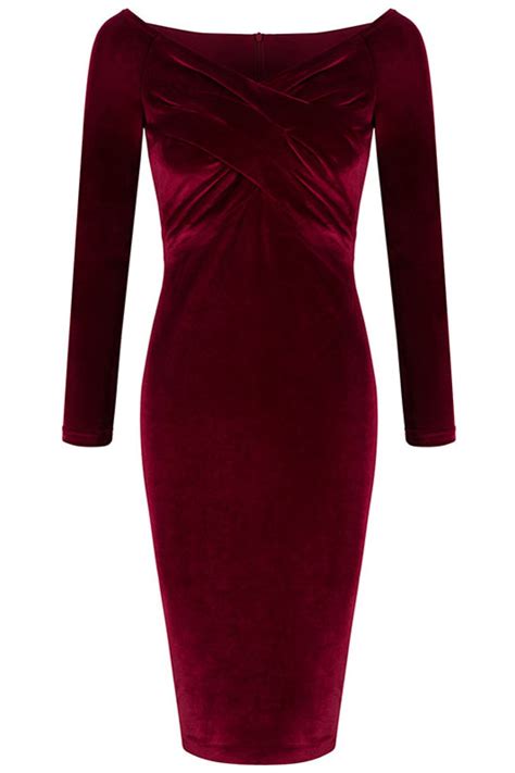   robe rada, robe moulante épaule dénudée manche longue, robe mi longue daim. Robe noire épaule dénudé à manche longue pour concert en ...